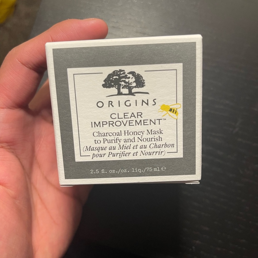 Charcoal Honey Mask to Purify & Nourish